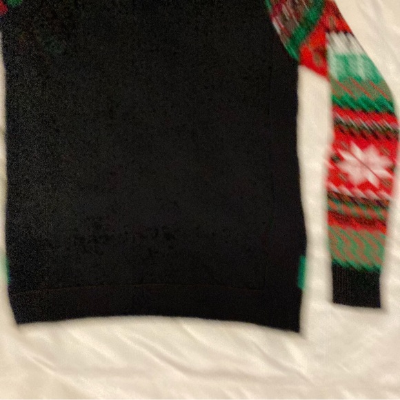HOLIDAY SANTA 3D TREE KNIT SWEATER SIZE SMALL - Picture 4 of 5